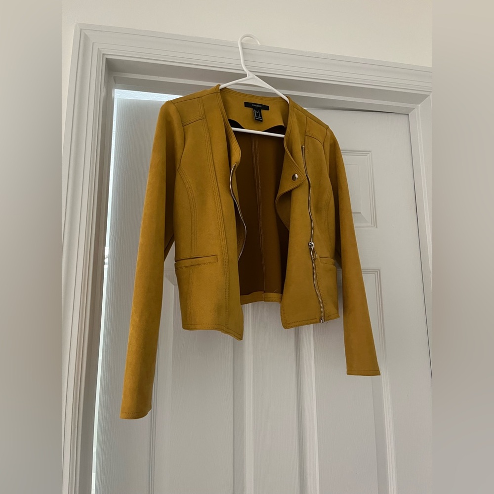 Forever 21 Faux Suede Leather Women’s Jacket for fall size small Leather Jacket